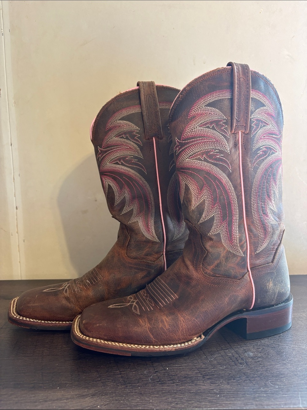 Dan Post Brown Leather Cowboy Boots with Pink Embroidery Women’s Size 7